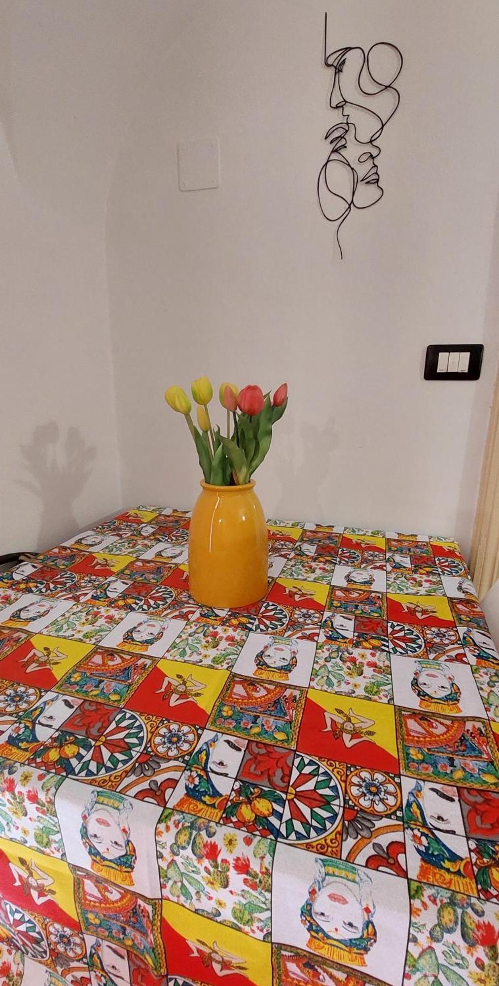 Ciuri Tuttu L'Annu Rooms Catania Bagian luar foto